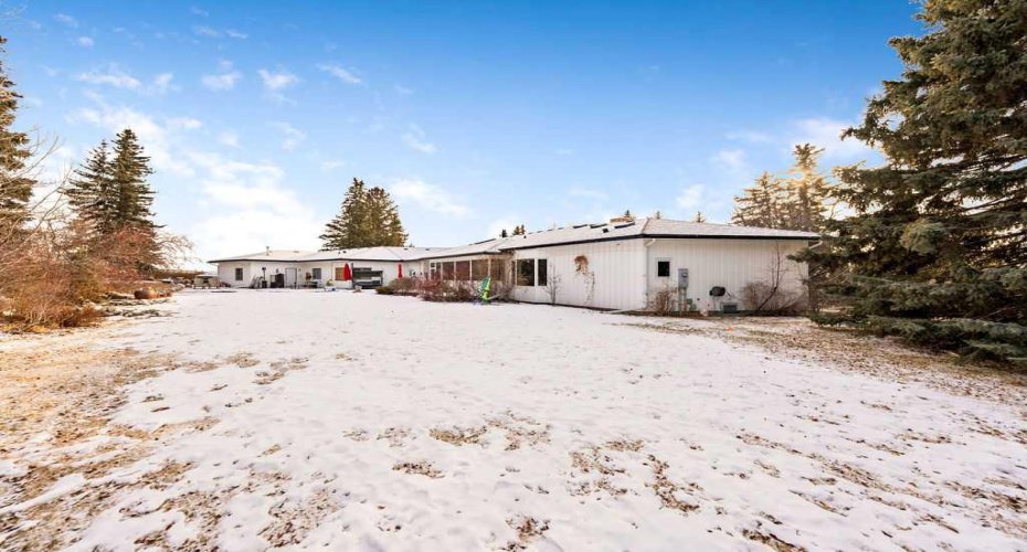 187 Slopeview Drive, Calgary, Alberta T3H 4G6, 7 Bedrooms Bedrooms, ,5 BathroomsBathrooms,Residential,For Sale,Slopeview,A2281811