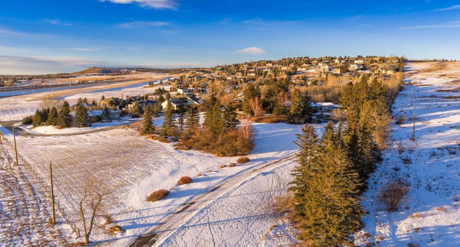 187 Slopeview Drive, Calgary, Alberta T3H 4G6, 7 Bedrooms Bedrooms, ,5 BathroomsBathrooms,Residential,For Sale,Slopeview,A2281811