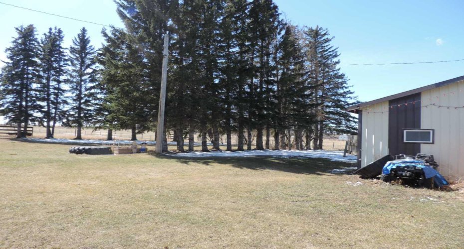 424012 RR 30, Rural Ponoka County, Alberta T0C 2J0, 4 Bedrooms Bedrooms, ,2 BathroomsBathrooms,Agri-business,For Sale,RR 30,A2281827