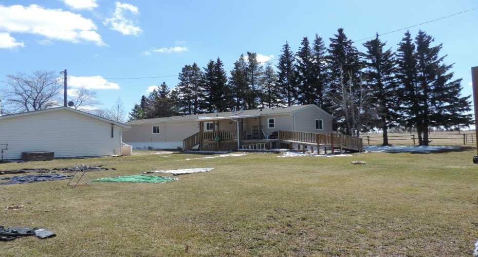 424012 RR 30, Rural Ponoka County, Alberta T0C 2J0, 4 Bedrooms Bedrooms, ,2 BathroomsBathrooms,Agri-business,For Sale,RR 30,A2281827