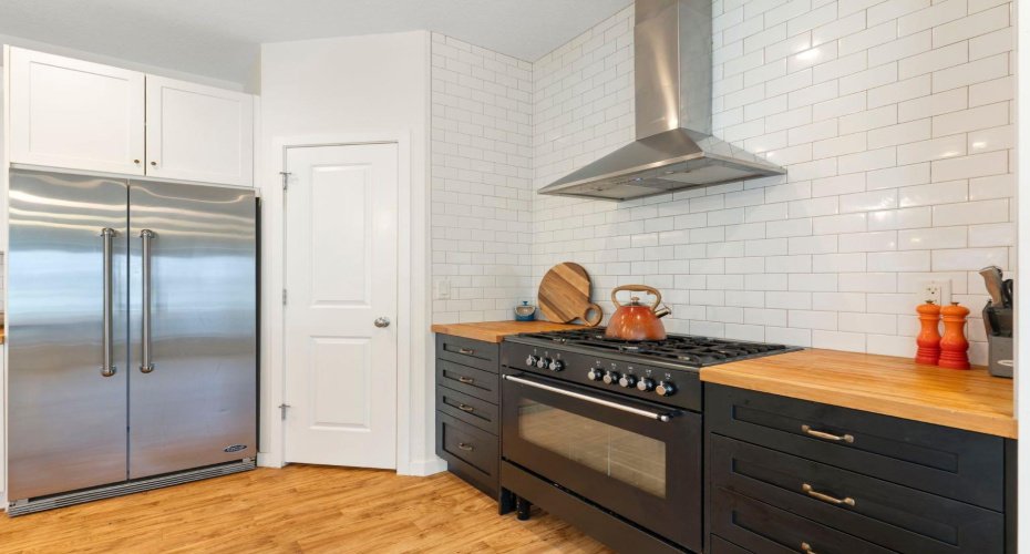 196 Jumping Pound Terrace, Cochrane, Alberta T4C0K5, 4 Bedrooms Bedrooms, ,4 BathroomsBathrooms,Residential,For Sale,Jumping Pound,A2281869