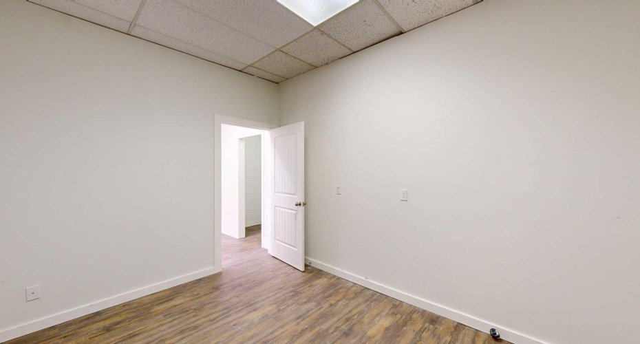4810 50 Street, Stettler, Alberta T4K1K9, ,Commercial,For Lease,50,A2281901