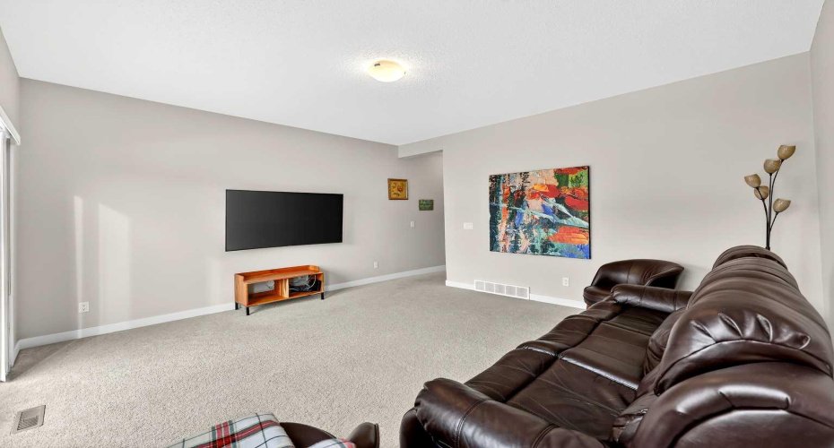 403 Sage Hill Grove, Calgary, Alberta T3R 0Z8, 3 Bedrooms Bedrooms, ,3 BathroomsBathrooms,Residential,For Sale,Sage Hill,A2281947