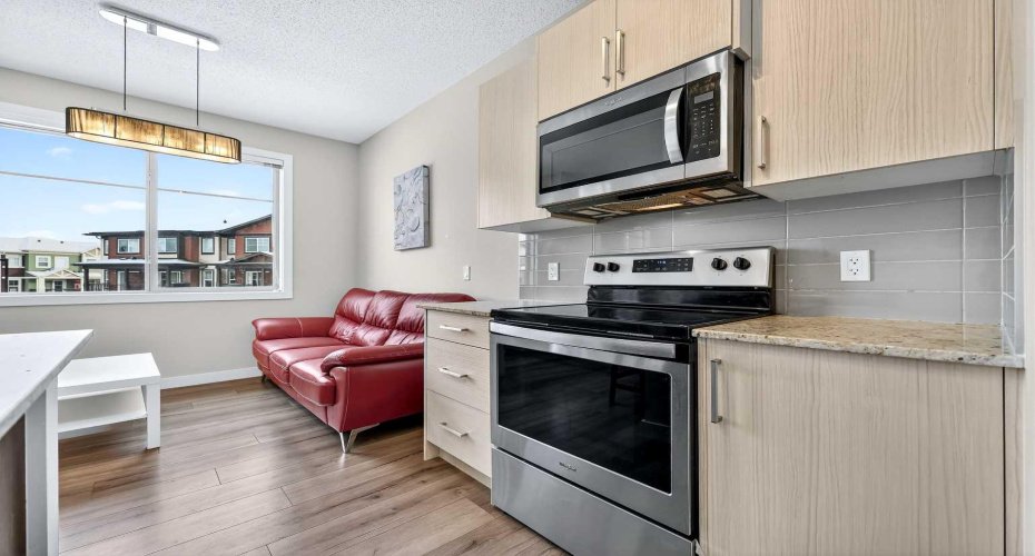 403 Sage Hill Grove, Calgary, Alberta T3R 0Z8, 3 Bedrooms Bedrooms, ,3 BathroomsBathrooms,Residential,For Sale,Sage Hill,A2281947