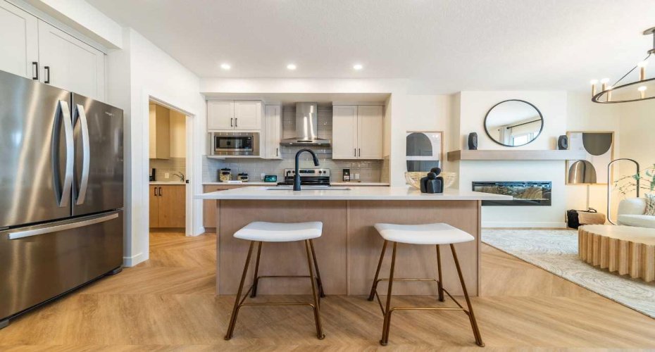 651 Chelsea Pier Run, Chestermere, Alberta T1X3H6, 4 Bedrooms Bedrooms, ,3 BathroomsBathrooms,Residential,For Sale,Chelsea Pier,A2282006