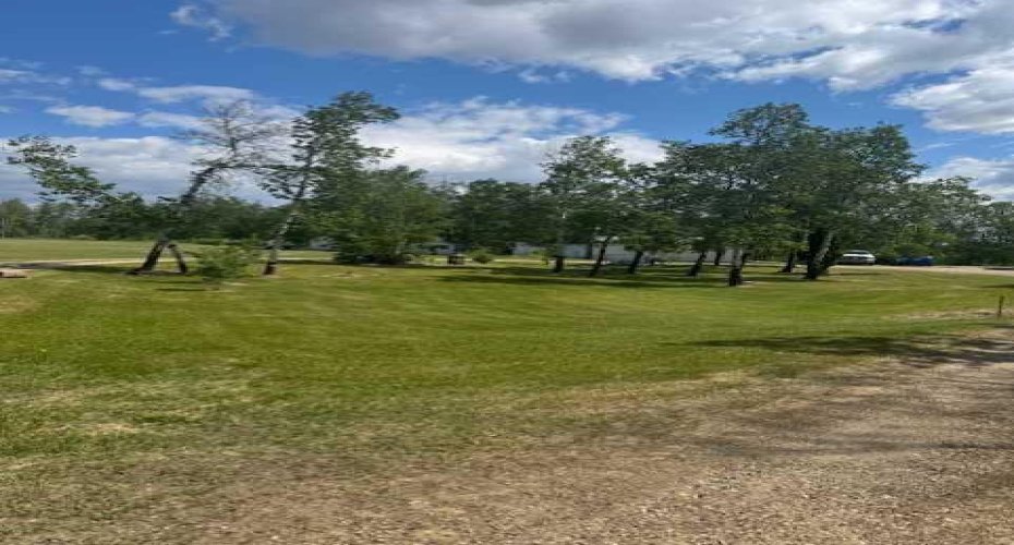 81573 Hwy 2, Rural Northern Sunrise County, Alberta T0H2R0, 3 Bedrooms Bedrooms, ,1 BathroomBathrooms,Residential,For Sale,Hwy 2,A2282054