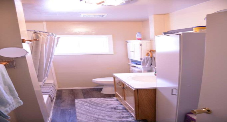 81573 Hwy 2, Rural Northern Sunrise County, Alberta T0H2R0, 3 Bedrooms Bedrooms, ,1 BathroomBathrooms,Residential,For Sale,Hwy 2,A2282054