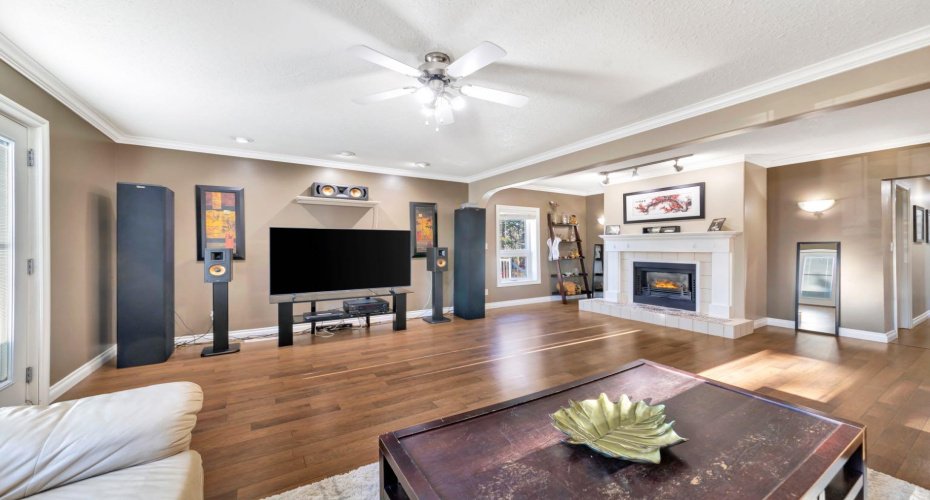 105 1st Ave West, Waseca, Saskatchewan S0M 3A0, 3 Bedrooms Bedrooms, ,2 BathroomsBathrooms,Residential,For Sale,1st Ave West,A2271284