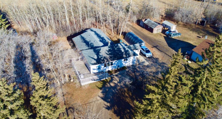 105 1st Ave West, Waseca, Saskatchewan S0M 3A0, 3 Bedrooms Bedrooms, ,2 BathroomsBathrooms,Residential,For Sale,1st Ave West,A2271284