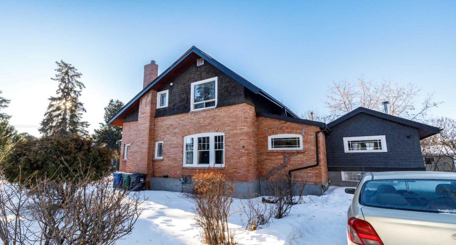 4736 56 Street, Red Deer, Alberta T4N 2K3, 4 Bedrooms Bedrooms, ,4 BathroomsBathrooms,Residential,For Sale,56,A2277272