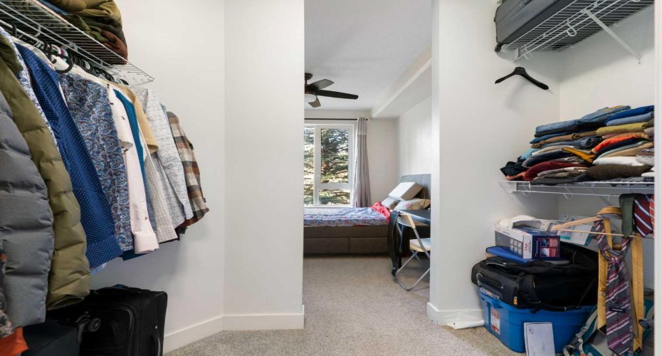 3111 34 Avenue, Calgary, Alberta T2L 0Y2, 1 Bedroom Bedrooms, ,1 BathroomBathrooms,Residential,For Sale,34,A2278375