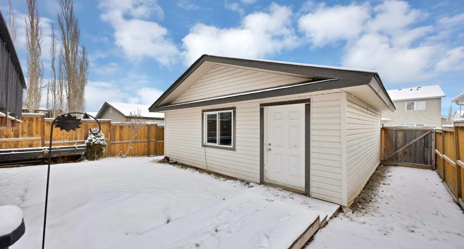 67 Copperstone Circle, Calgary, Alberta T2Z 0G6, 4 Bedrooms Bedrooms, ,4 BathroomsBathrooms,Residential,For Sale,Copperstone,A2282224