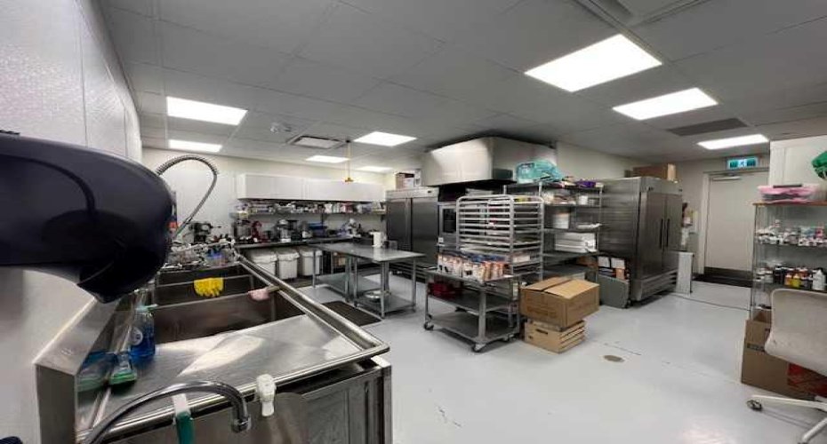 Calgary, Alberta, ,Commercial,For Lease,A2281685