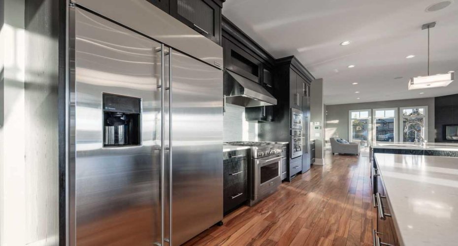 16 Spring Valley Way, Calgary, Alberta T3H 5M1, 5 Bedrooms Bedrooms, ,6 BathroomsBathrooms,Residential,For Sale,Spring Valley,A2281704