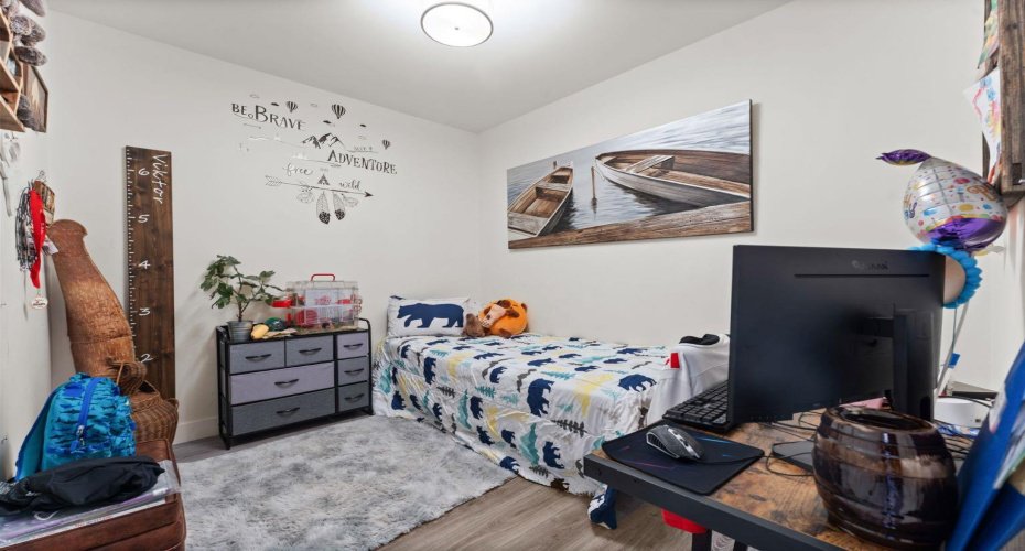 515 4 Avenue, Calgary, Alberta T2E 0J9, 2 Bedrooms Bedrooms, ,2 BathroomsBathrooms,Residential,For Sale,4,A2282029