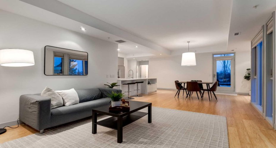 2905 16 Street, Calgary, Alberta T2T 4G5, 3 Bedrooms Bedrooms, ,3 BathroomsBathrooms,Residential,For Sale,16,A2282130