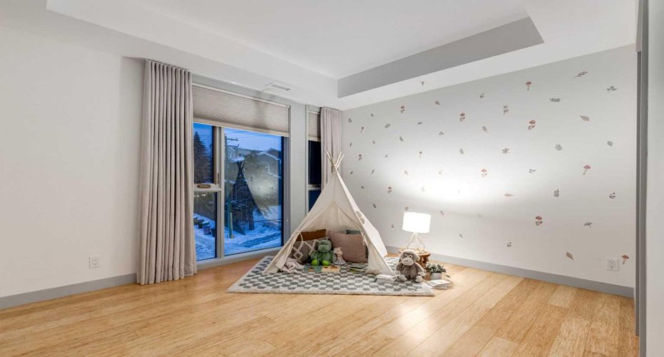 2905 16 Street, Calgary, Alberta T2T 4G5, 3 Bedrooms Bedrooms, ,3 BathroomsBathrooms,Residential,For Sale,16,A2282130