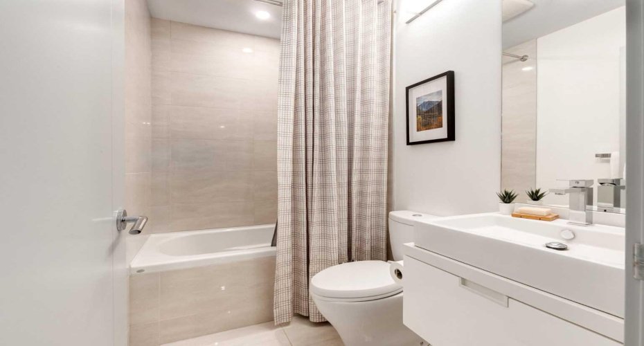 2905 16 Street, Calgary, Alberta T2T 4G5, 3 Bedrooms Bedrooms, ,3 BathroomsBathrooms,Residential,For Sale,16,A2282130