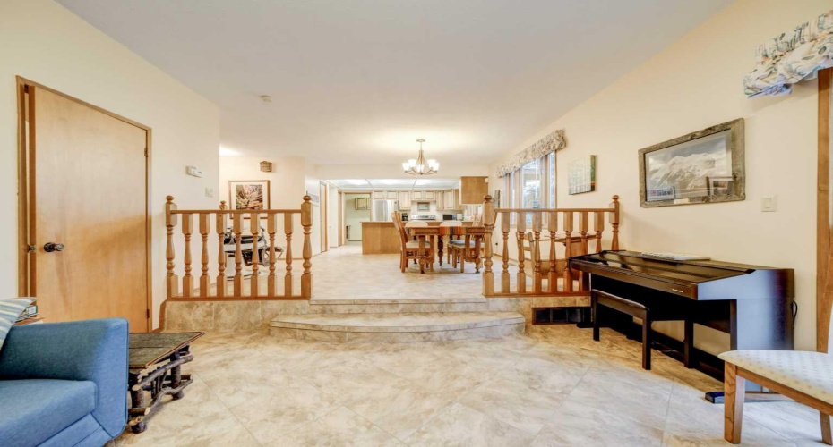 1148 Morden Avenue, Pincher Creek, Alberta T0K1W0, 5 Bedrooms Bedrooms, ,4 BathroomsBathrooms,Residential,For Sale,Morden,A2282226