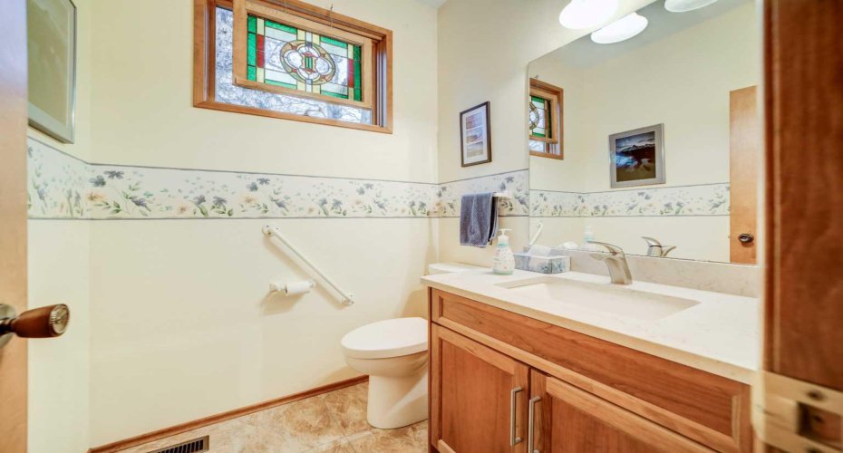 1148 Morden Avenue, Pincher Creek, Alberta T0K1W0, 5 Bedrooms Bedrooms, ,4 BathroomsBathrooms,Residential,For Sale,Morden,A2282226