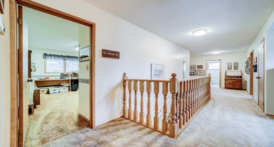 1148 Morden Avenue, Pincher Creek, Alberta T0K1W0, 5 Bedrooms Bedrooms, ,4 BathroomsBathrooms,Residential,For Sale,Morden,A2282226