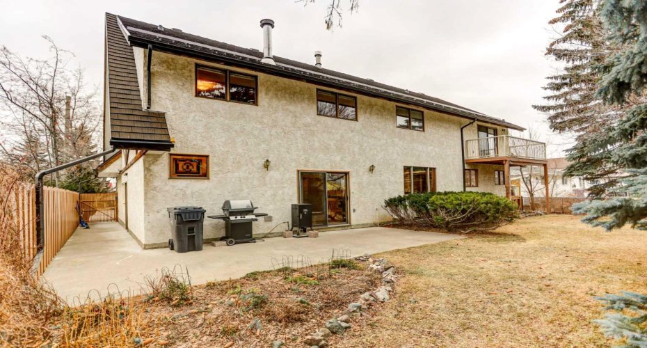 1148 Morden Avenue, Pincher Creek, Alberta T0K1W0, 5 Bedrooms Bedrooms, ,4 BathroomsBathrooms,Residential,For Sale,Morden,A2282226