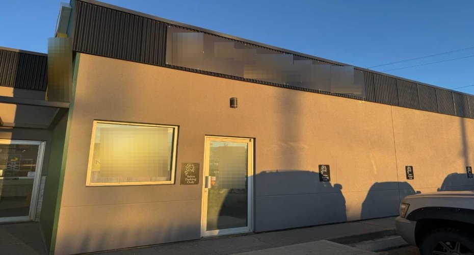 1022 1 Avenue, Beaverlodge, Alberta T0H 0C0, ,Commercial,For Lease,1,A2282255