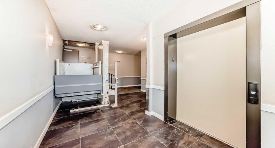 48 Panatella Road, Calgary, Alberta T3K 0V4, 2 Bedrooms Bedrooms, ,2 BathroomsBathrooms,Residential,For Sale,Panatella,A2282265