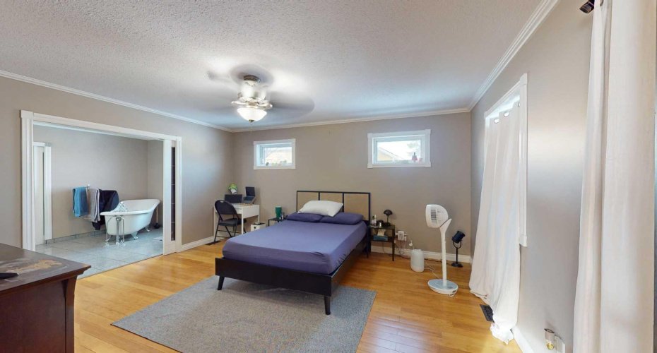 Primary Bedroom - upstairs