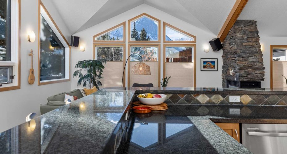 1712 11th Avenue, Canmore, Alberta T1W 1V2, 5 Bedrooms Bedrooms, ,3 BathroomsBathrooms,Residential,For Sale,11th,A2282392