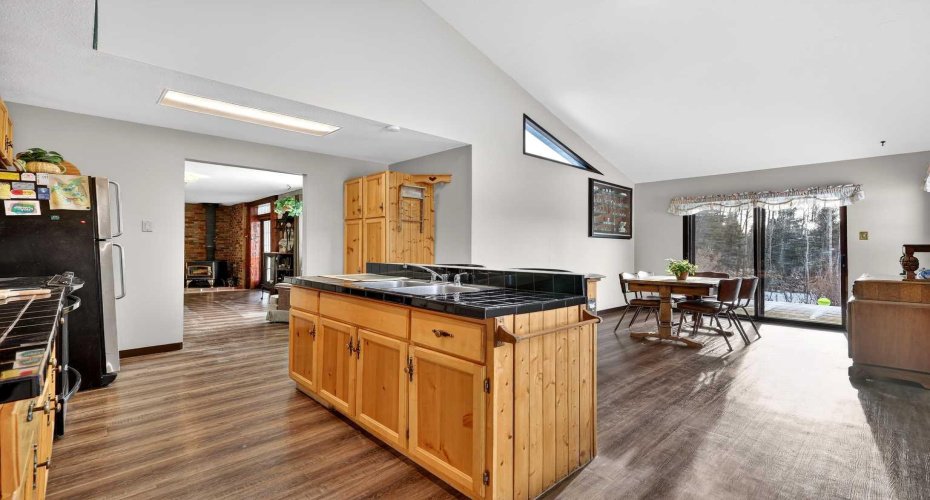 33235 RANGE ROAD 64, Rural Mountain View County, Alberta T0M 1X0, 3 Bedrooms Bedrooms, ,2 BathroomsBathrooms,Residential,For Sale,RANGE ROAD 64,A2278727