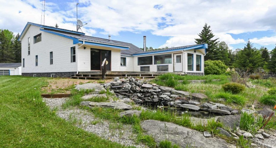 33235 RANGE ROAD 64, Rural Mountain View County, Alberta T0M 1X0, 3 Bedrooms Bedrooms, ,2 BathroomsBathrooms,Residential,For Sale,RANGE ROAD 64,A2278727