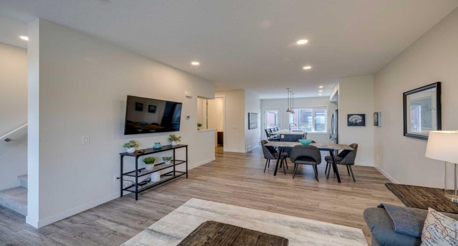 614 Greenbriar Common, Calgary, Alberta T3B 6J2, 4 Bedrooms Bedrooms, ,4 BathroomsBathrooms,Residential,For Sale,Greenbriar,A2281393