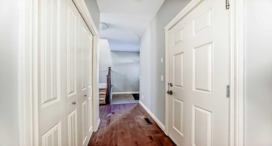 58 Sherwood Street, Calgary, Alberta T3R 0P2, 4 Bedrooms Bedrooms, ,4 BathroomsBathrooms,Residential,For Sale,Sherwood,A2281600