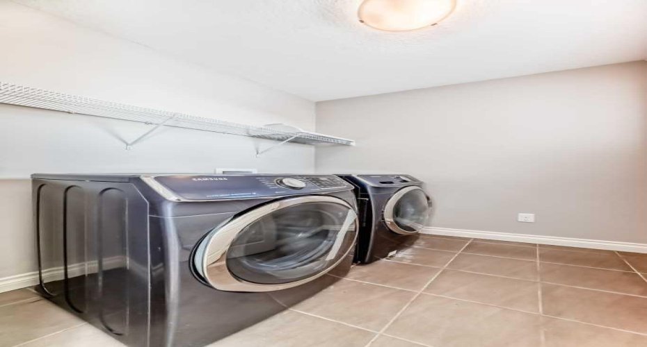 58 Sherwood Street, Calgary, Alberta T3R 0P2, 4 Bedrooms Bedrooms, ,4 BathroomsBathrooms,Residential,For Sale,Sherwood,A2281600