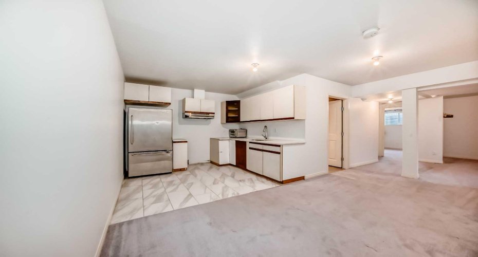 58 Sherwood Street, Calgary, Alberta T3R 0P2, 4 Bedrooms Bedrooms, ,4 BathroomsBathrooms,Residential,For Sale,Sherwood,A2281600