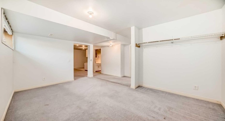 58 Sherwood Street, Calgary, Alberta T3R 0P2, 4 Bedrooms Bedrooms, ,4 BathroomsBathrooms,Residential,For Sale,Sherwood,A2281600