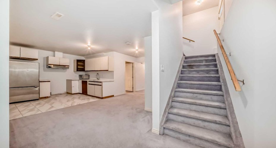 58 Sherwood Street, Calgary, Alberta T3R 0P2, 4 Bedrooms Bedrooms, ,4 BathroomsBathrooms,Residential,For Sale,Sherwood,A2281600