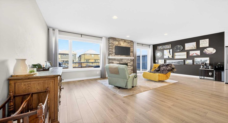 13 Cranbrook Close, Calgary, Alberta T3M 2X2, 4 Bedrooms Bedrooms, ,4 BathroomsBathrooms,Residential,For Sale,Cranbrook,A2281624