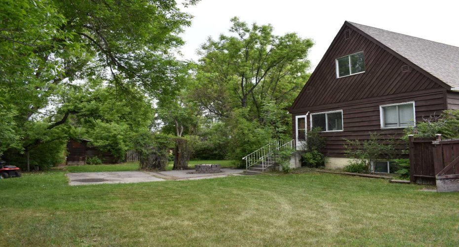 7616 34 Avenue, Calgary, Alberta T3B 1N6, 3 Bedrooms Bedrooms, ,1 BathroomBathrooms,Residential,For Sale,34,A2281657