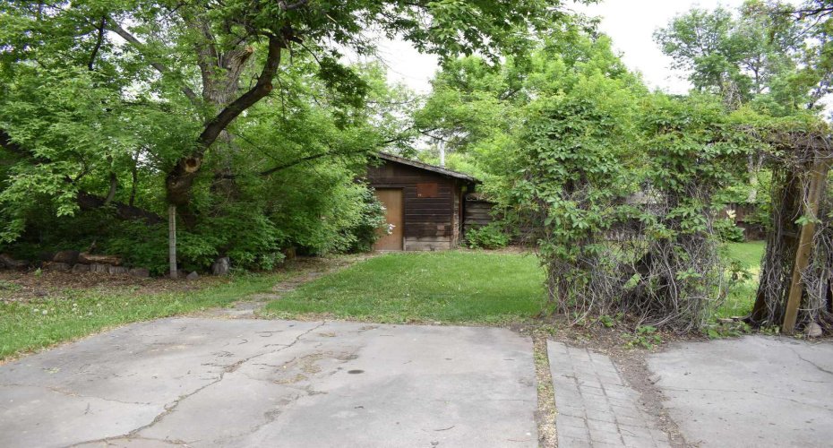 7616 34 Avenue, Calgary, Alberta T3B 1N6, 3 Bedrooms Bedrooms, ,1 BathroomBathrooms,Residential,For Sale,34,A2281657