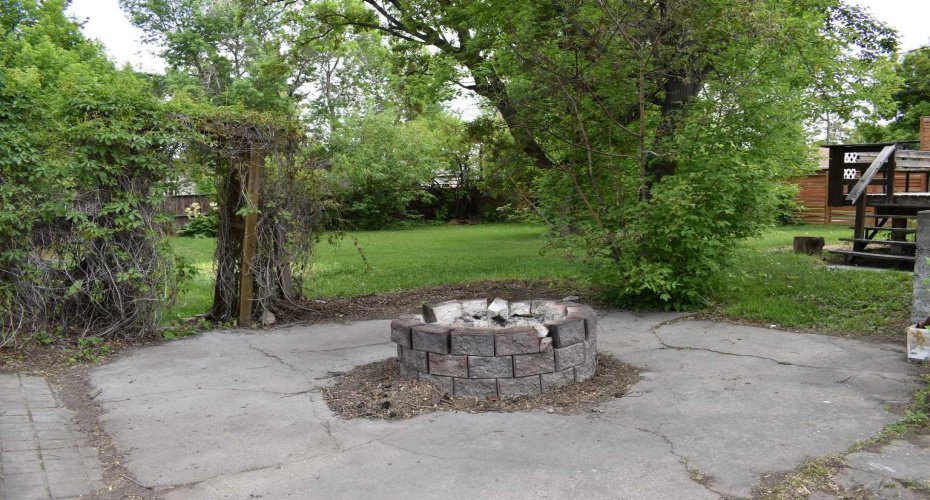 7616 34 Avenue, Calgary, Alberta T3B 1N6, 3 Bedrooms Bedrooms, ,1 BathroomBathrooms,Residential,For Sale,34,A2281657