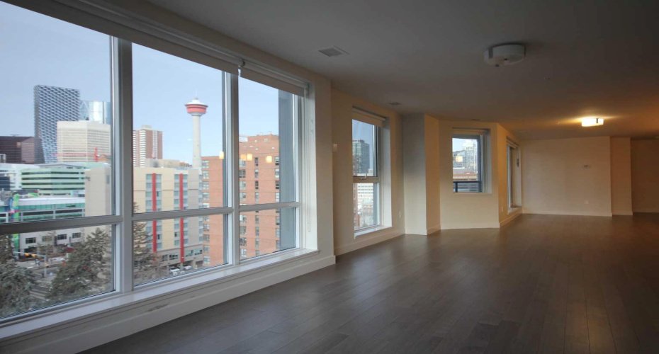 303 13 Avenue, Calgary, Alberta T2R0Y9, 3 Bedrooms Bedrooms, ,2 BathroomsBathrooms,Residential,For Sale,13,A2282518