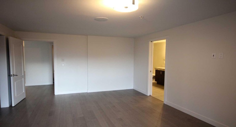 303 13 Avenue, Calgary, Alberta T2R0Y9, 3 Bedrooms Bedrooms, ,2 BathroomsBathrooms,Residential,For Sale,13,A2282518