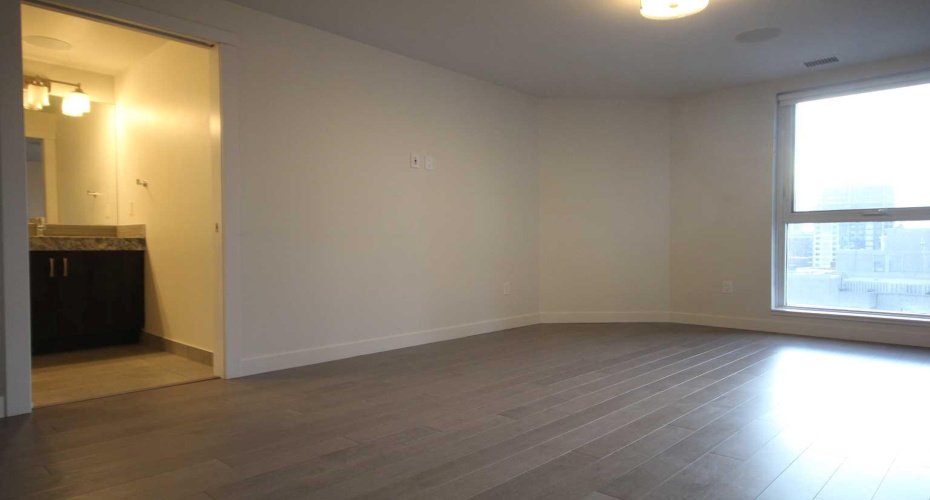 303 13 Avenue, Calgary, Alberta T2R0Y9, 3 Bedrooms Bedrooms, ,2 BathroomsBathrooms,Residential,For Sale,13,A2282518