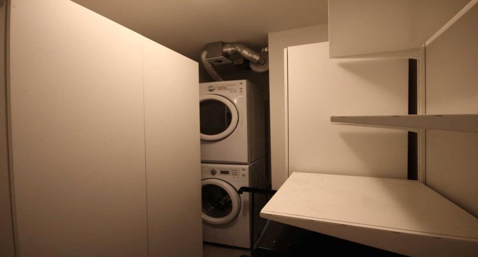 303 13 Avenue, Calgary, Alberta T2R0Y9, 3 Bedrooms Bedrooms, ,2 BathroomsBathrooms,Residential,For Sale,13,A2282518