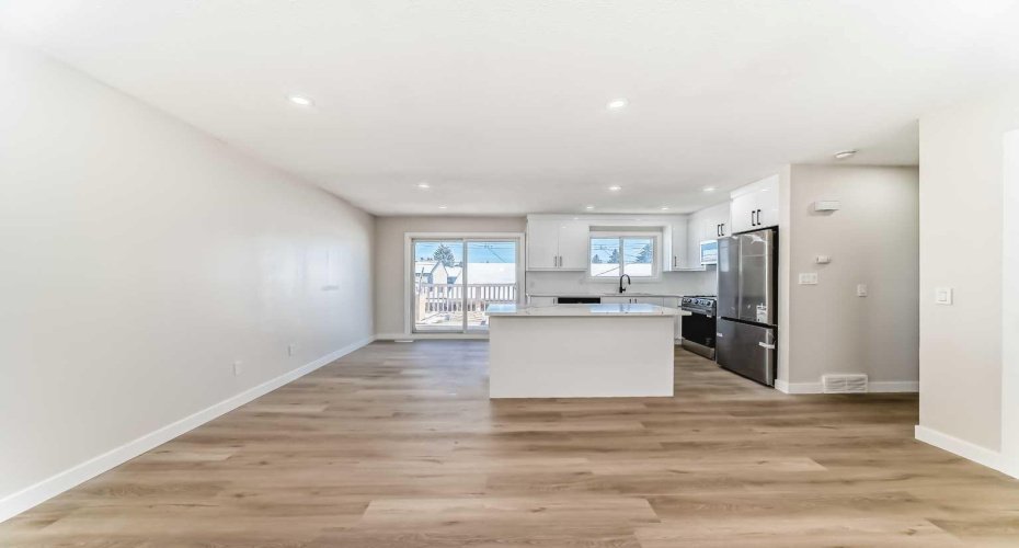 6128 Madigan Drive, Calgary, Alberta T2A 4V8, 4 Bedrooms Bedrooms, ,2 BathroomsBathrooms,Residential,For Sale,Madigan,A2281919