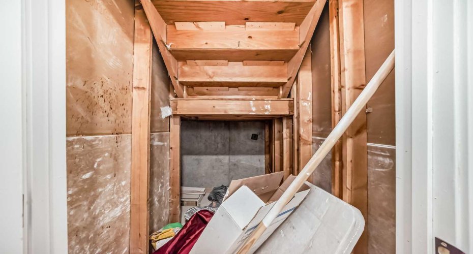 6128 Madigan Drive, Calgary, Alberta T2A 4V8, 4 Bedrooms Bedrooms, ,2 BathroomsBathrooms,Residential,For Sale,Madigan,A2281919