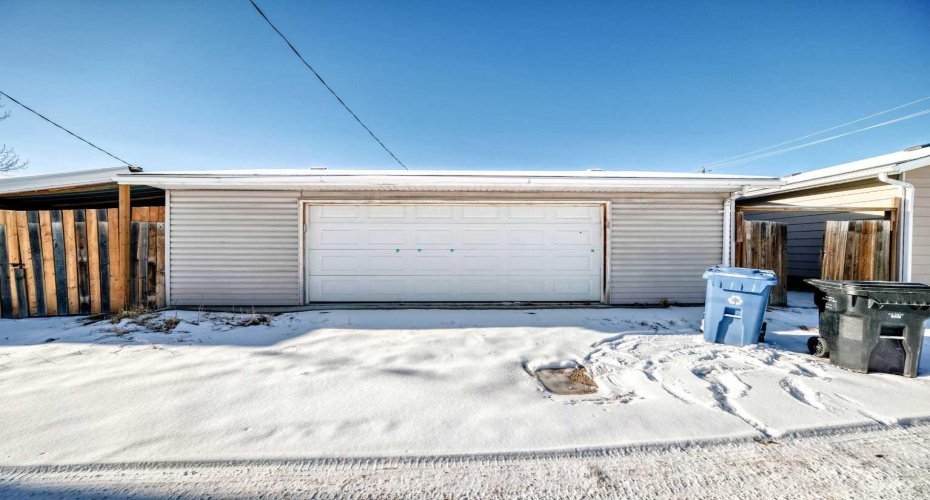 6128 Madigan Drive, Calgary, Alberta T2A 4V8, 4 Bedrooms Bedrooms, ,2 BathroomsBathrooms,Residential,For Sale,Madigan,A2281919