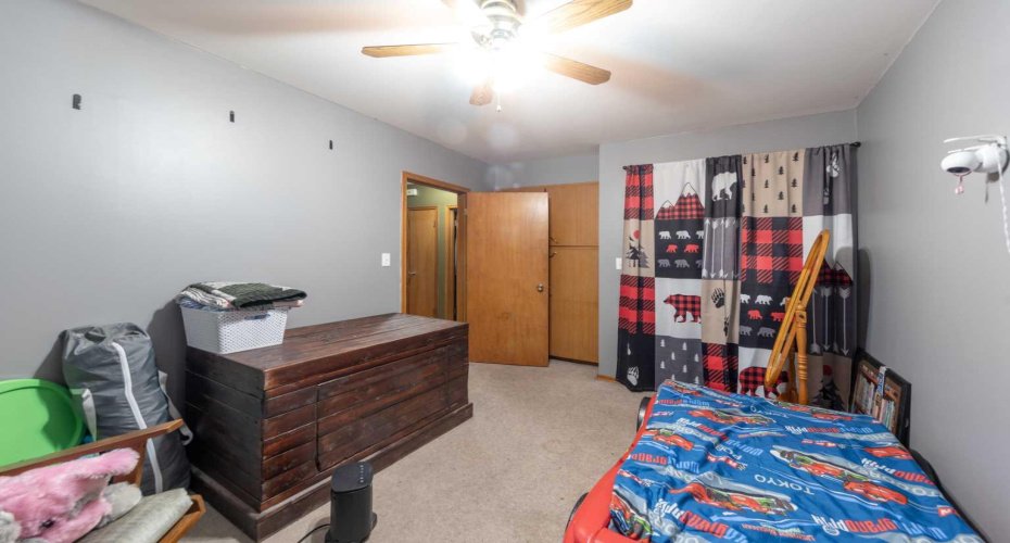 111 4 Avenue, Maidstone, Saskatchewan S0M1M0, 4 Bedrooms Bedrooms, ,2 BathroomsBathrooms,Residential,For Sale,4,A2282230